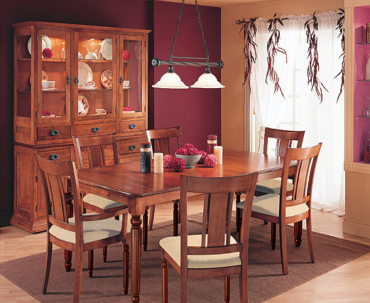 Salle &agrave; d&icirc;ner classique